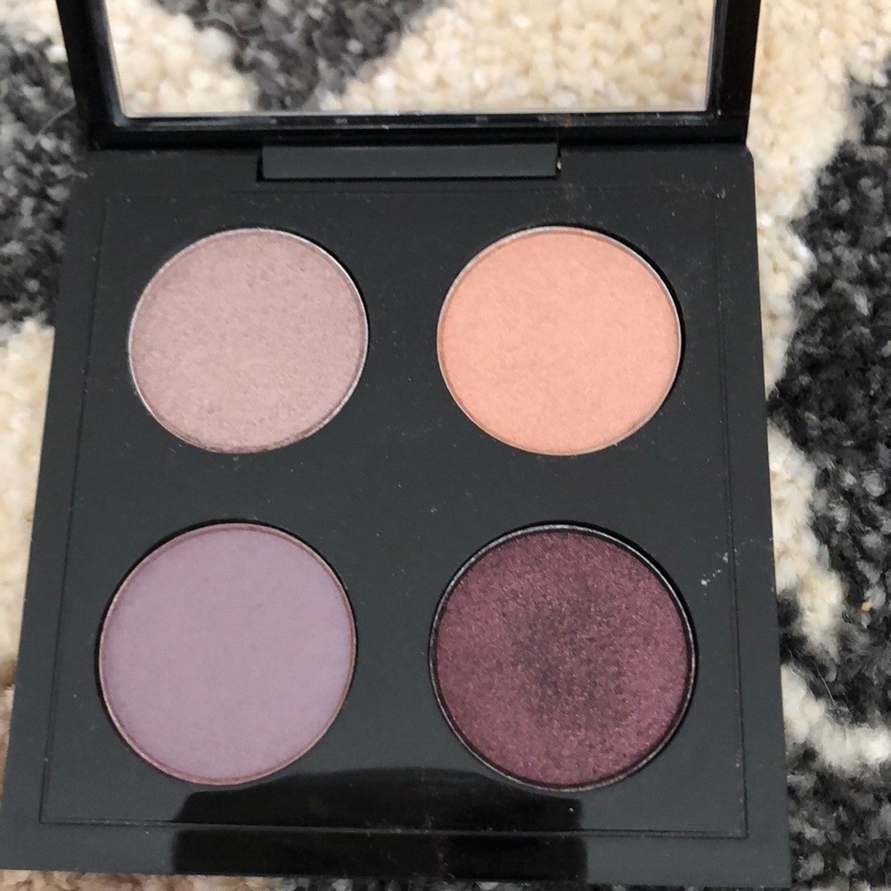 MAC Eyeshadow Palette - Temperature Rising